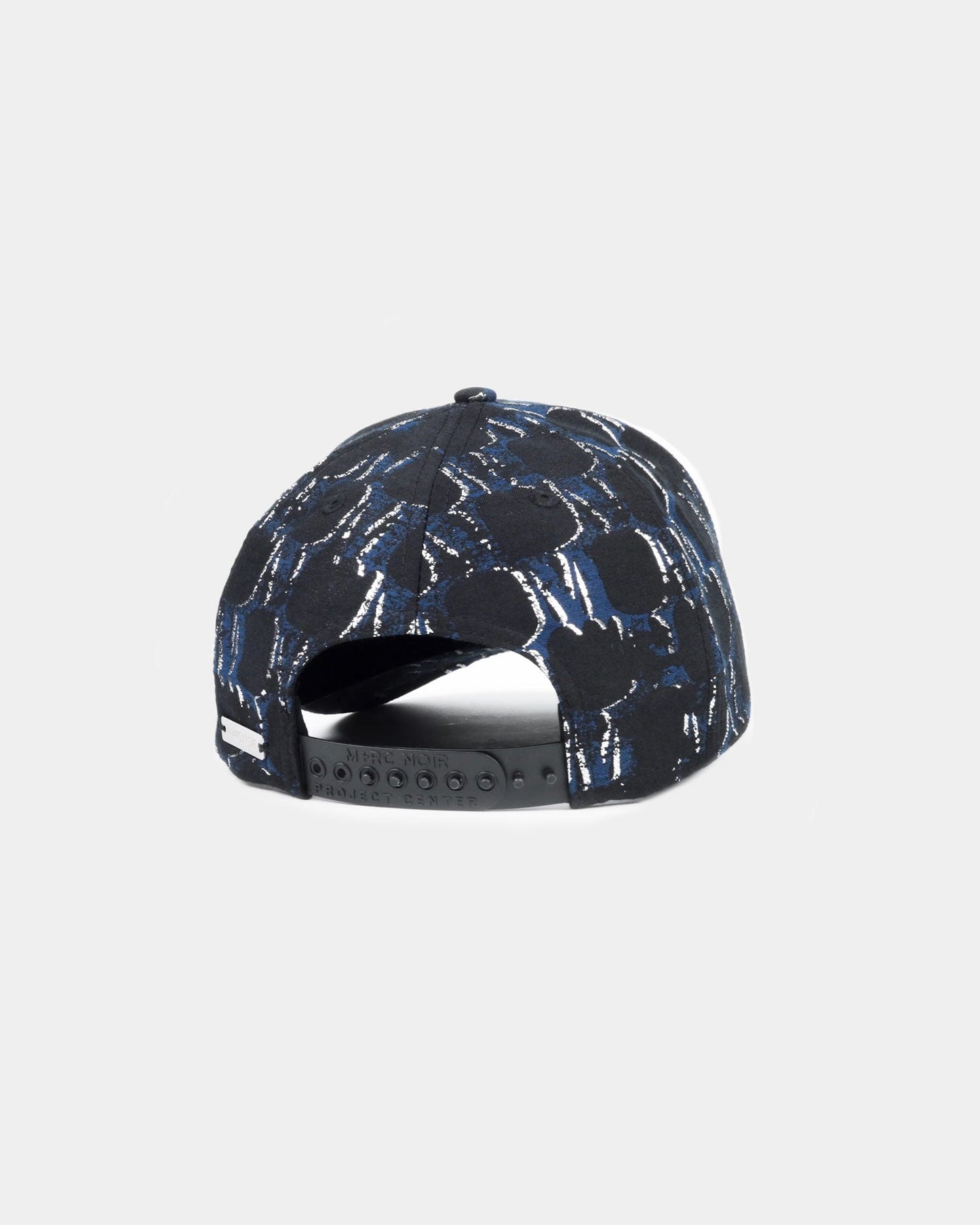 Jacquard monogram blazon hat