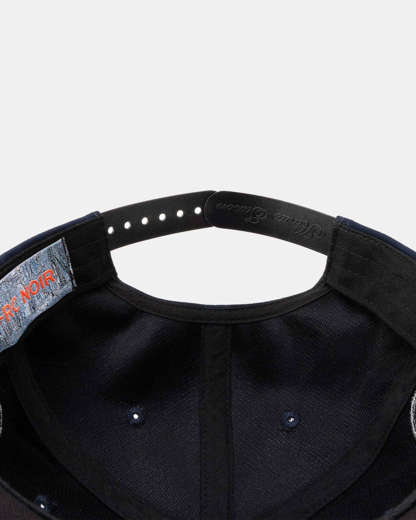 "Black Butterfly" Pure Wool Blazon Hat